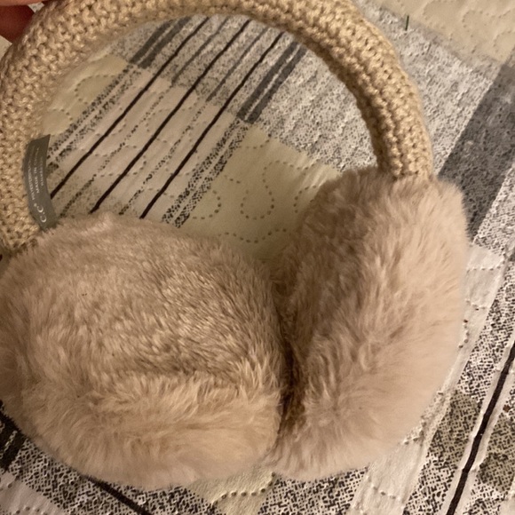 New CC earmuffs - Picture 2 of 2